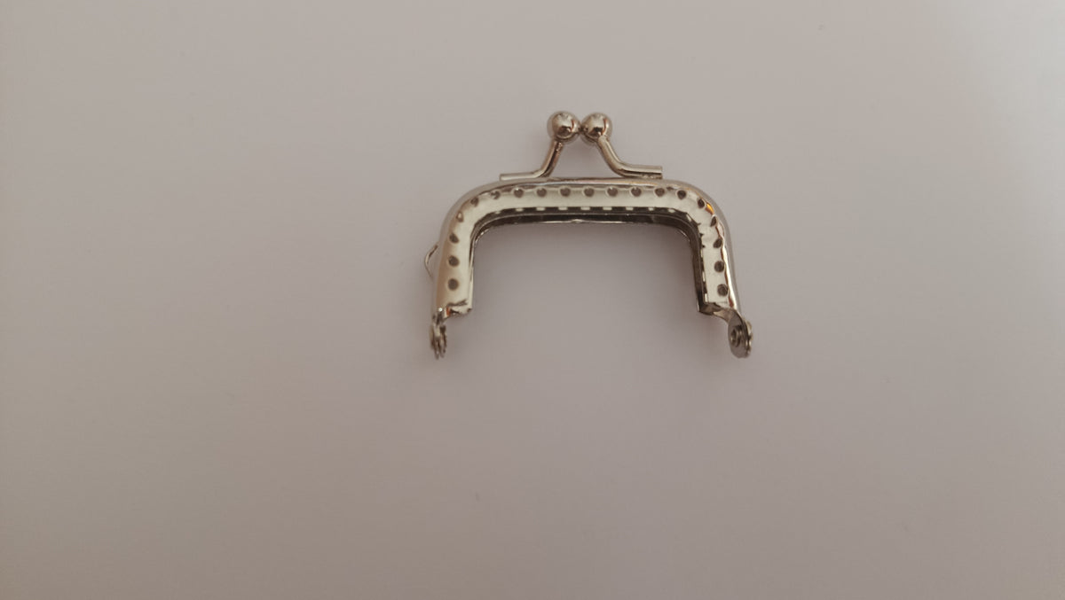 Fechos para bolsas em metal